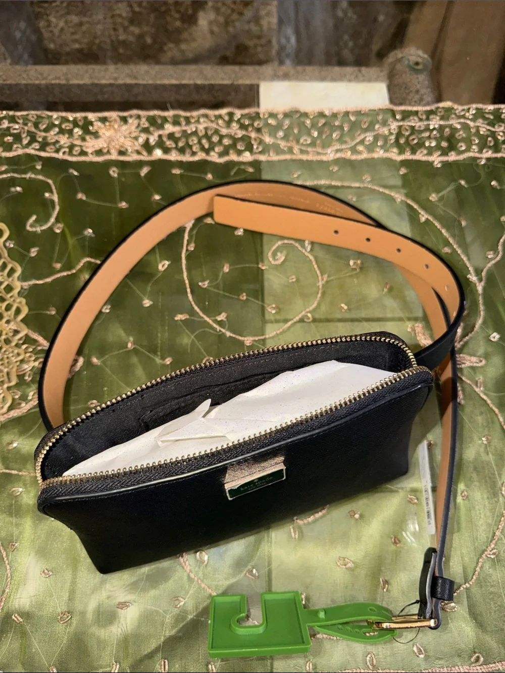 NWOT Kate Spade zip top leather belt bag Fanny Pack Black L/XL